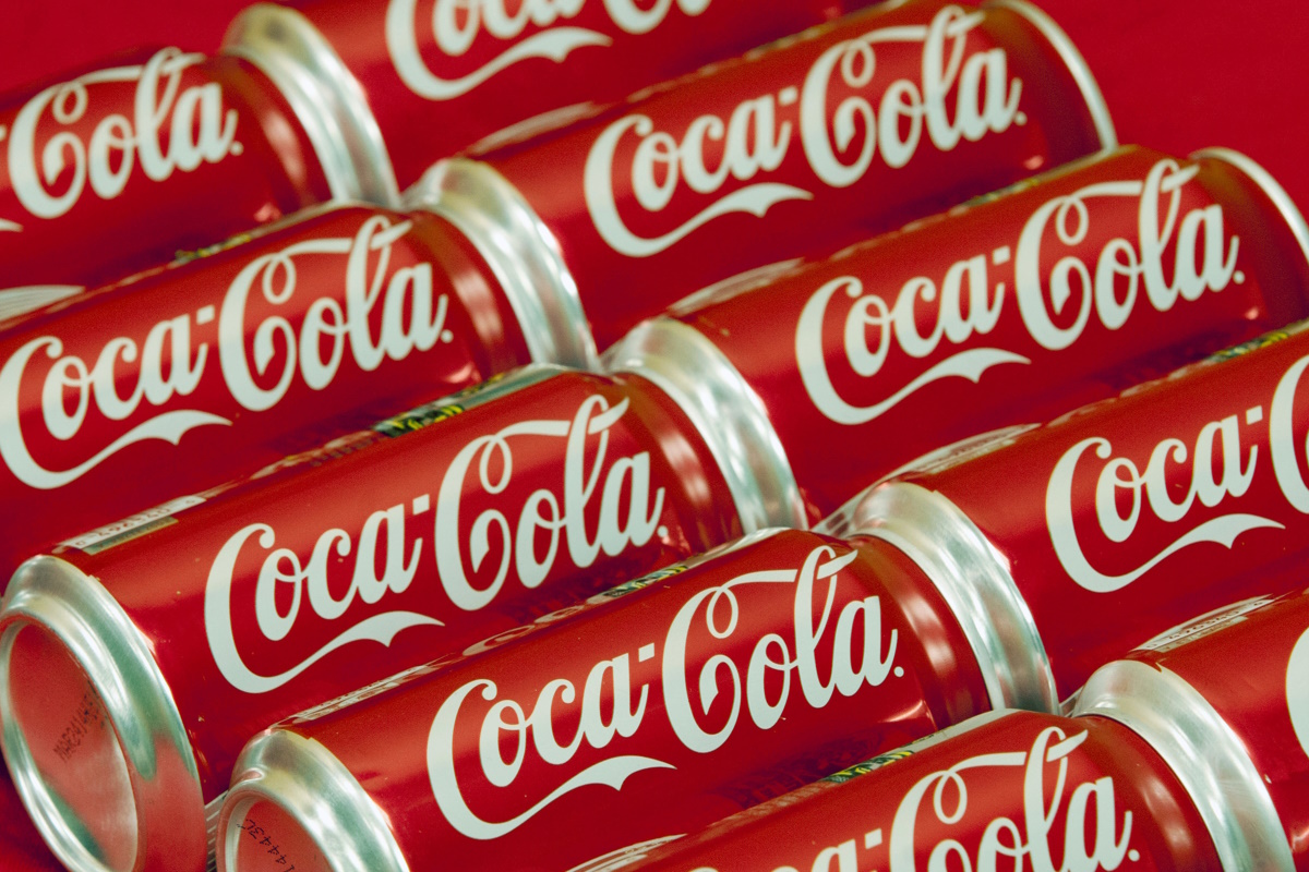 Η Coca Cola ανακοίνωσε μαζική ανάκληση προϊόντων στην Ευρώπη λόγω υψηλής περιεκτικότητας σε χλωρικό άλας – Δεν αφορά την Ελλάδα