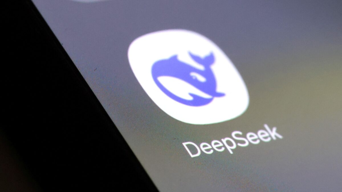 Πως η DeepSeek αποτελεί τον «πιλότο» της Κίνας για ένα ακόμα μεγαλύτερο χτύπημα στα αμερικανικά τσιπ