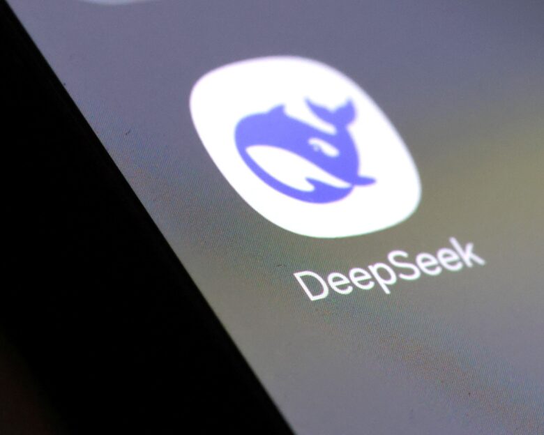 Πως η DeepSeek αποτελεί τον «πιλότο» της Κίνας για ένα ακόμα μεγαλύτερο χτύπημα στα αμερικανικά τσιπ