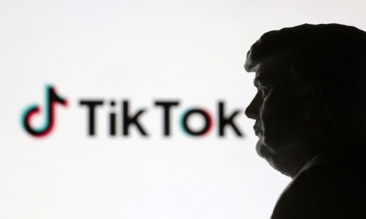 Ντόναλντ Τραμπ για απαγόρευση TikTok: «Μπορεί να μείνει ζωντανό αν βρεθεί βιώσιμη λύση»