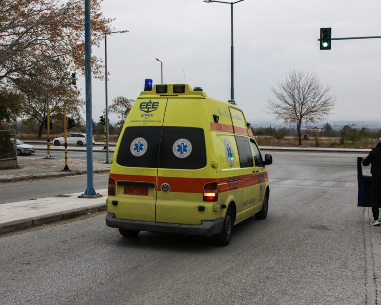 Πάτρα: Διασωληνωμένη και σε κρίσιμη κατάσταση η 11χρονη που έπεσε από βυτιοφόρο