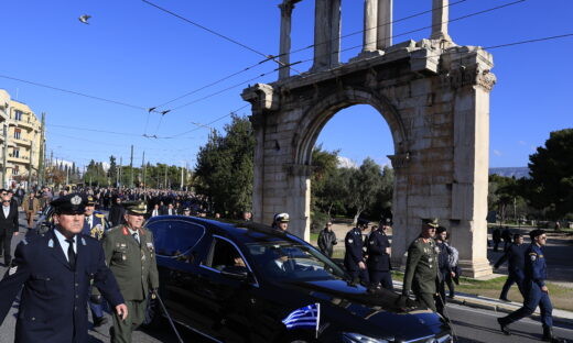 Η κηδεία του Κώστα Σημίτη μέσα από 20 φωτογραφικά κλικ