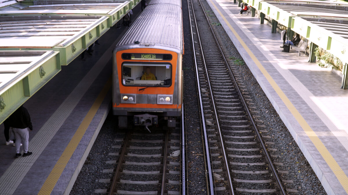 ΣΤΑΣΥ για το νέο περιστατικό στον ΗΣΑΠ: «Ο συρμός αποσύρθηκε και γίνεται εξονυχιστικός έλεγχος»