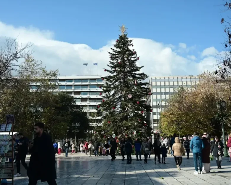 Καιρός σήμερα: Στους 18 βαθμούς η θερμοκρασία – Ήλιος και τοπικές βροχές σε Ιόνιο και κεντρική Μακεδονία