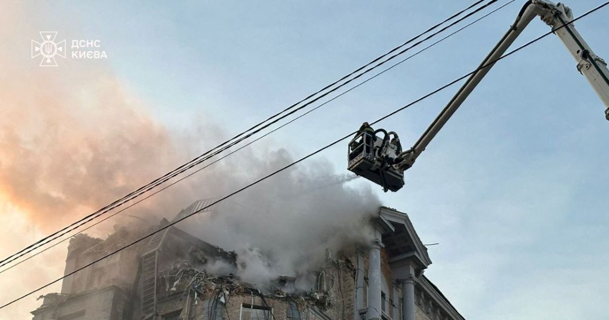 Η Ρωσία απειλεί με αντίποινα την Ουκρανία για τις επιθέσεις με αμερικανικούς πυραύλους ATACMS