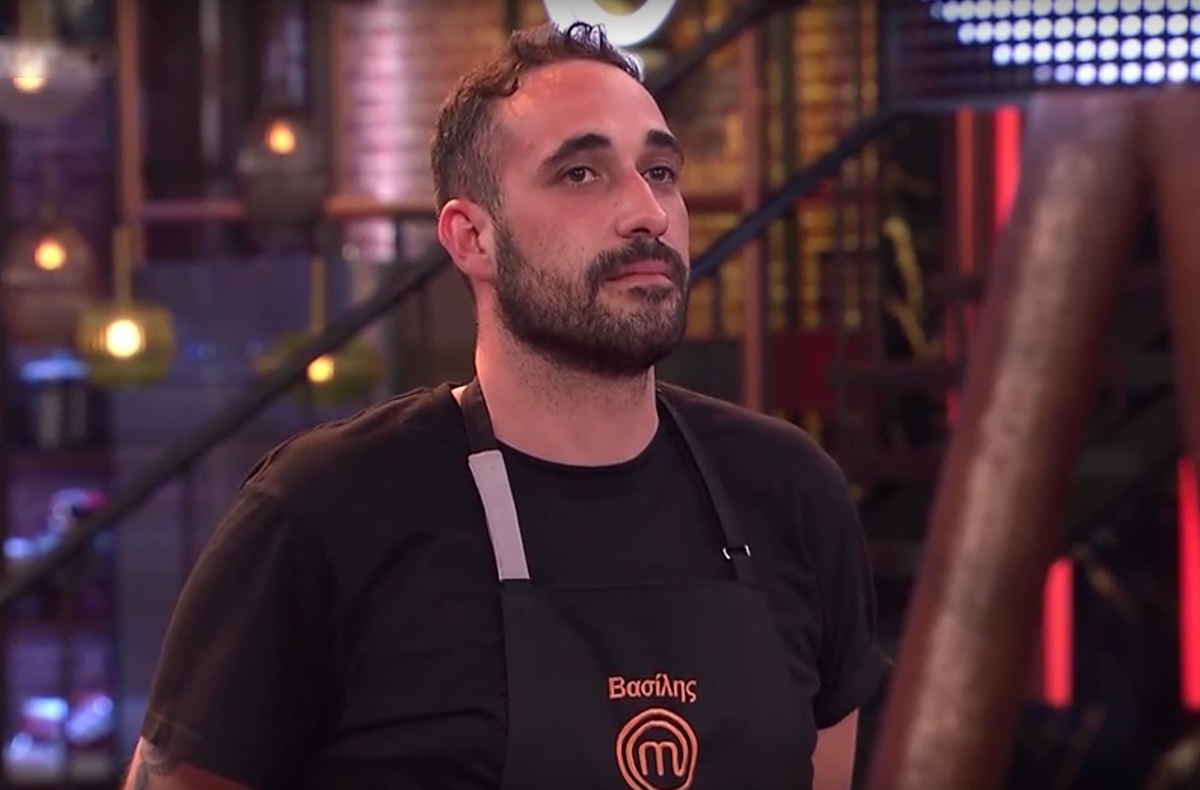 Masterchef: «Έφυγε όπως ήρθε» ο Βασίλης – Η πρώτη αποχώρηση και η συγκίνηση στο πλατό