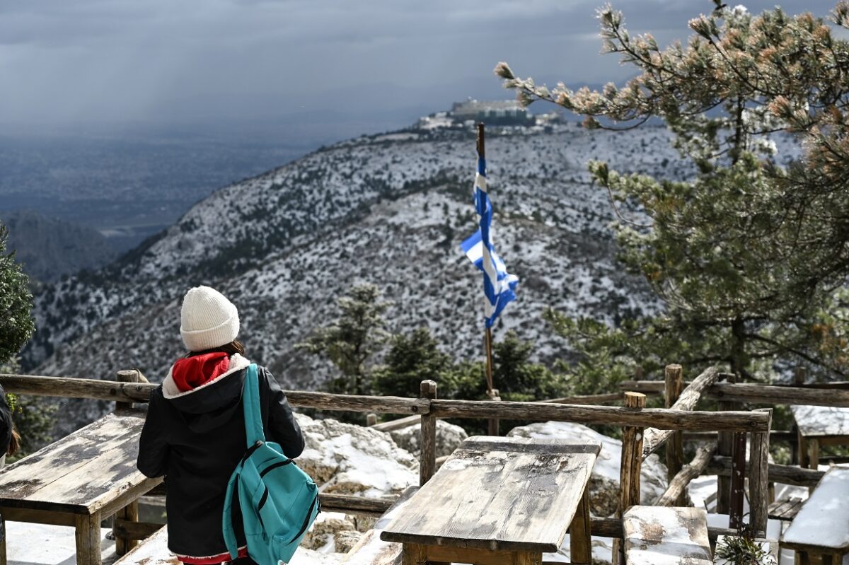 Πάρνηθα: Τραυματίστηκε 50χρονη σε πεζοπορία και μεταφέρθηκε με ασθενοφόρο στο ΚΑΤ