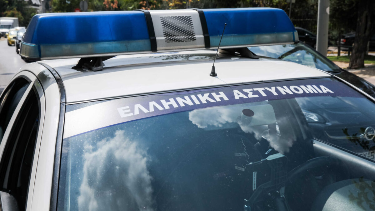 Συνελήφθη στην Μυτιλήνη διαρρήκτης με λεία 50.000 ευρώ που «άδειαζε» επιχειρήσεις στην Κρήτη