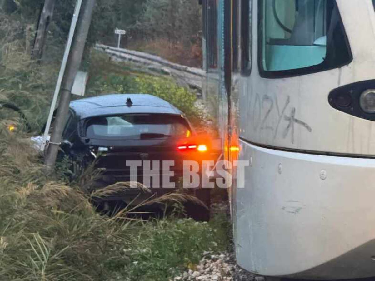 Πάτρα: Πώς έγινε η σύγκρουση τρένου του Προαστιακού με αυτοκίνητο – Η ανακοίνωση της Hellenic Train