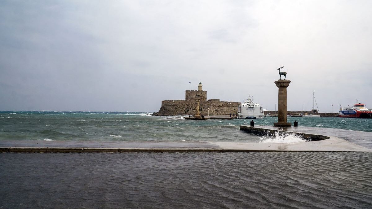 Ρόδος: Έπεσαν 151 χιλιοστά βροχής στο νησί μέσα σε λίγες ώρες