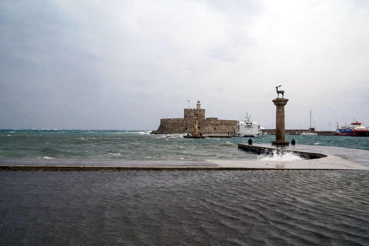 Ρόδος: Έπεσαν 151 χιλιοστά βροχής στο νησί μέσα σε λίγες ώρες