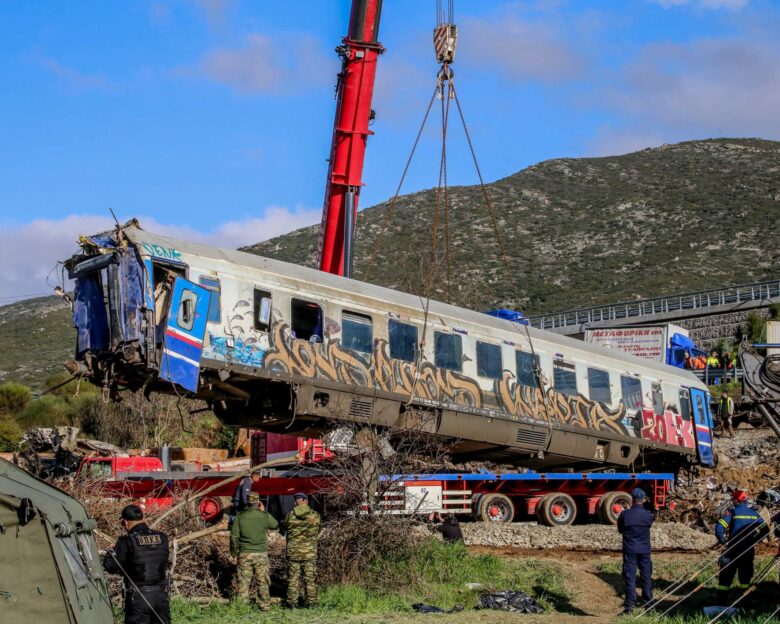 Ανοιχτό το ενδεχόμενο προανακριτικής για τα Τέμπη από την Κυβέρνηση – Καταλυτικός ο ρόλος του πορίσματος του Πολυτεχνείου