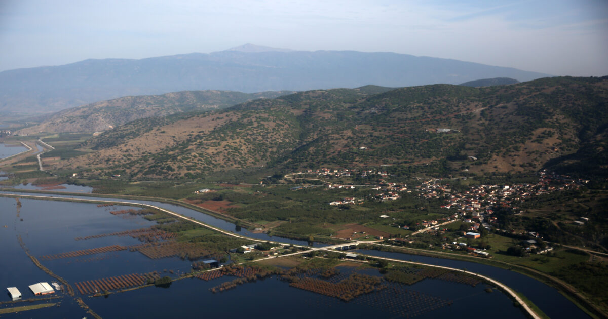 Πότε θα προχωρήσουν τα οδικά και σιδηροδρομικά έργα αποκατάστασης