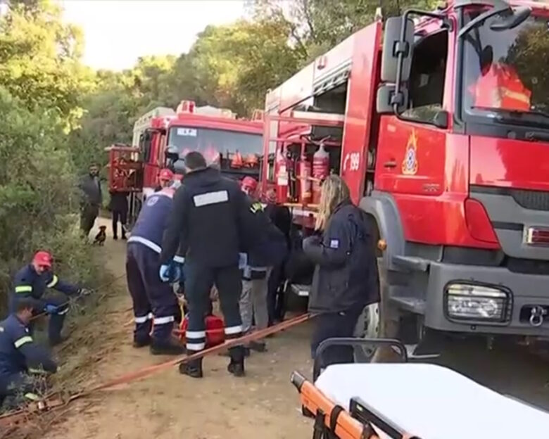 Πάτρα: Δύο τραυματίες από πτώση αυτοκινήτου σε χαράδρα – Μεγάλη επιχείρηση απεγκλωβισμού από την Πυροσβεστική