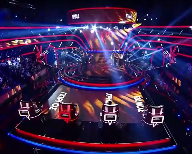 The Voice: Ξεκίνησε ο μεγάλος τελικός – Οι τρεις φάσεις, οι 8 φιναλίστ και η «κόντρα» Καπουτζίδη και Λιανού