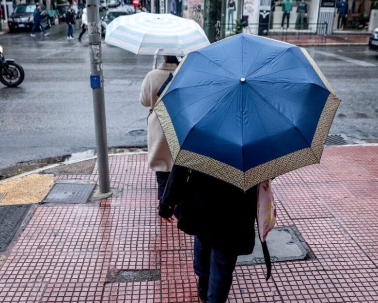 Καιρός σήμερα: Βροχές στο Ιόνιο – Στους 19 βαθμούς η θερμοκρασία