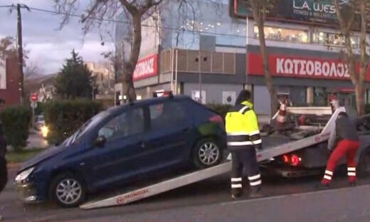 Χαϊδάρι: Καραμπόλα τριών αυτοκινήτων στη Λεωφόρο Αθηνών – Ένας ελαφρά τραυματίας