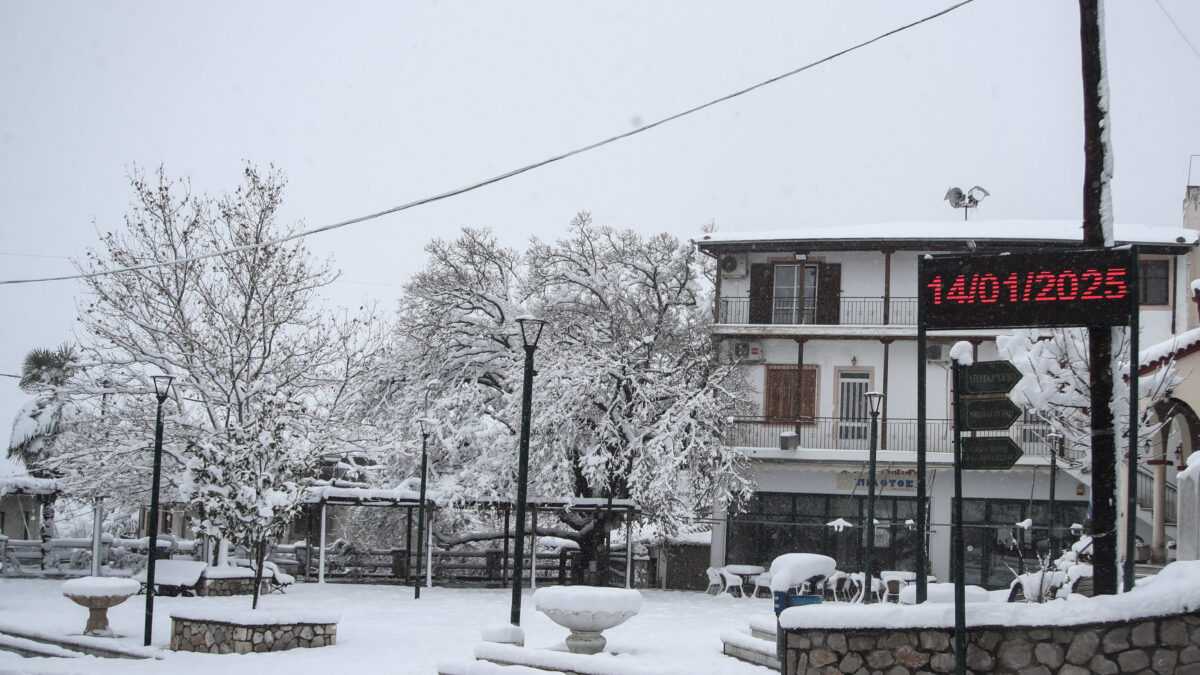 Καιρός: Συνεχίζονται τα χιόνια, παγετός μέχρι την Παρασκευή – Επικαιροποίηση του έκτακτου δελτίου