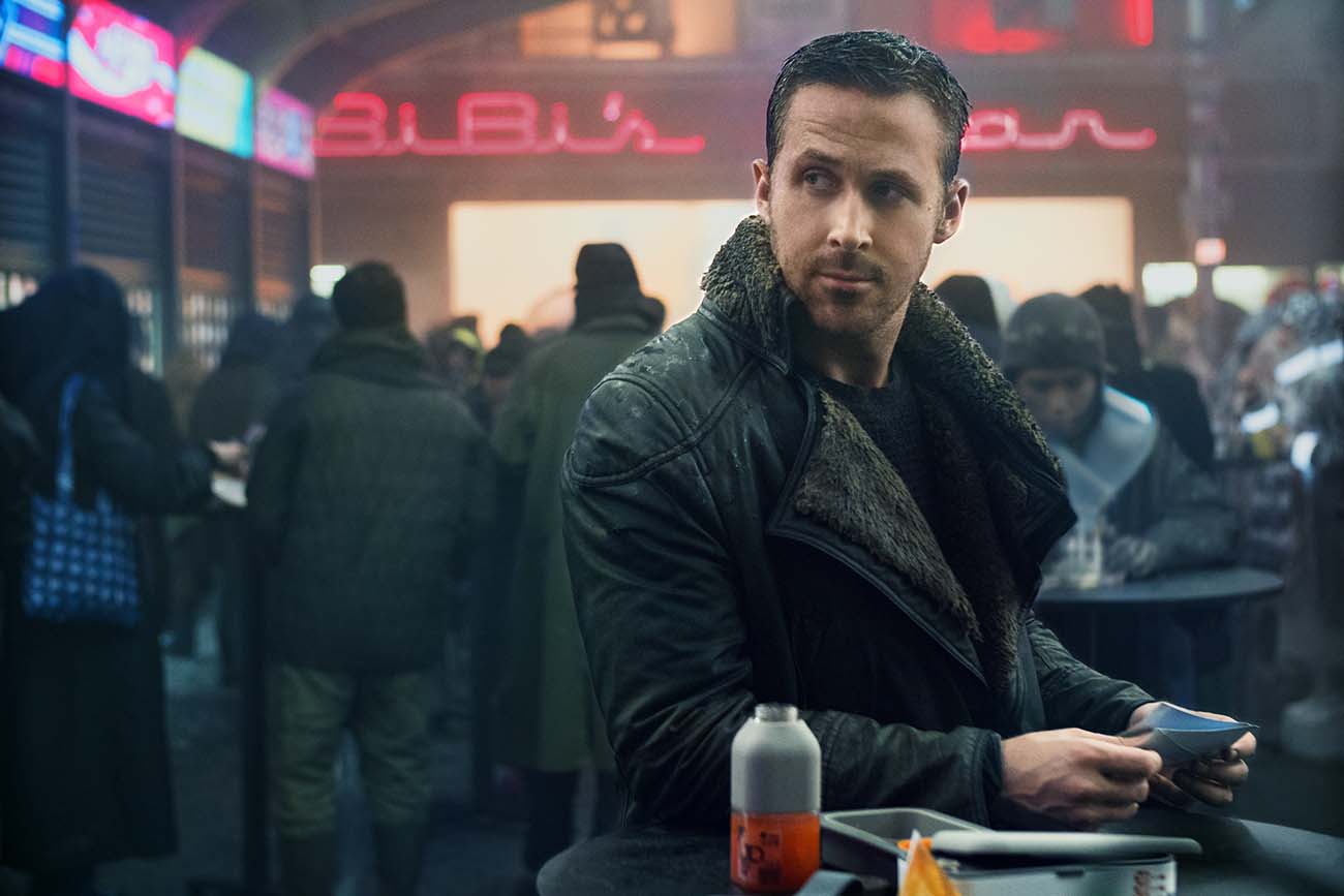 RYAN GOSLING as K in Alcon EntertainmentΥs sci fi thriller BLADE RUNNER 2049 in association with Columbia Pictures, domestic distribution by Warner Bros. Pictures and international distribution by Sony Pictures Releasing International.