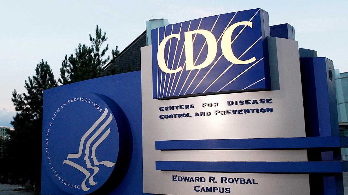 CDC: Ανησυχία για επιστήμονες από το «μπλακ άουτ» σε σελίδες για τον HIV και τους ΛΟΑΤΚΙ με εντολή Τραμπ