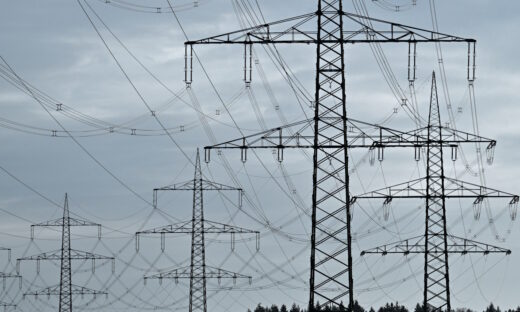 Electrical power pylons