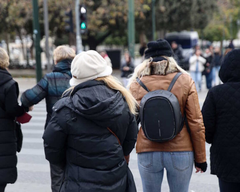 Καιρός αύριο: Τοπικές βροχές, καταιγίδες και χιόνια – Αναλυτική πρόγνωση