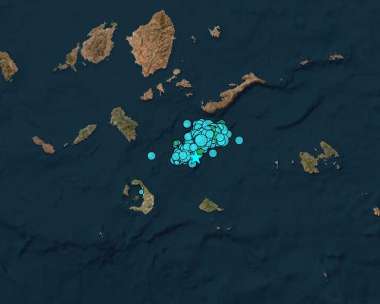 Σεισμοί στη Σαντορίνη: 4,2 Ρίχτερ δύο φορές μέσα σε 1 λεπτό