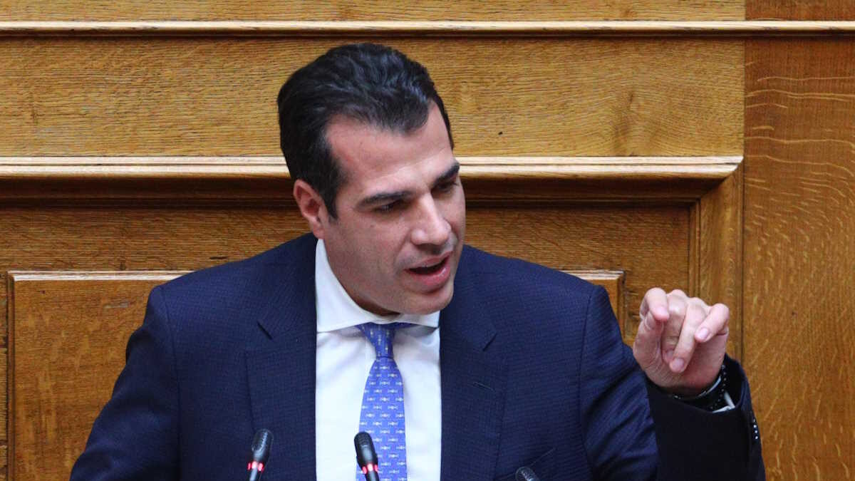 Ο Θάνος Πλεύρης καταγγέλλει απειλές για τη ζωή του και προσφεύγει στη Δίωξη Ηλεκτρονικού Εγκλήματος