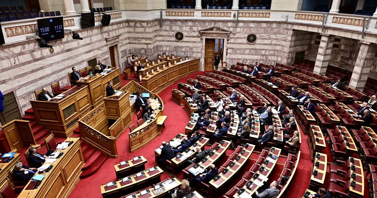 Το ΠΑΣΟΚ κατέθεσε σύσταση προανακριτικής επιτροπής για τον Τριαντόπουλο