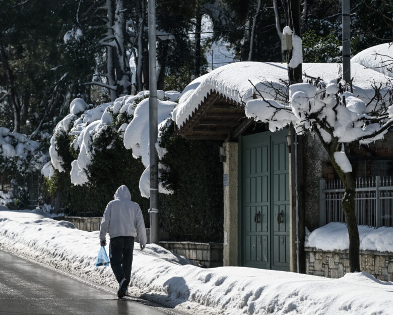 Καιρός – Κακοκαίρια Coral: Επιμένουν οι χαμηλές θερμοκρασίες και οι χιονοπτώσεις – Σε ποιες περιοχές «πάγωσε» ο υδράργυρος