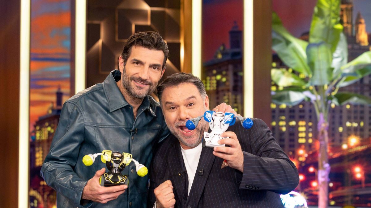 «The 2Night Show»: Νίκος Κουρής και Ελεονώρα Ζουγανέλη καλεσμένοι του Γρηγόρη Αρναούτογλου