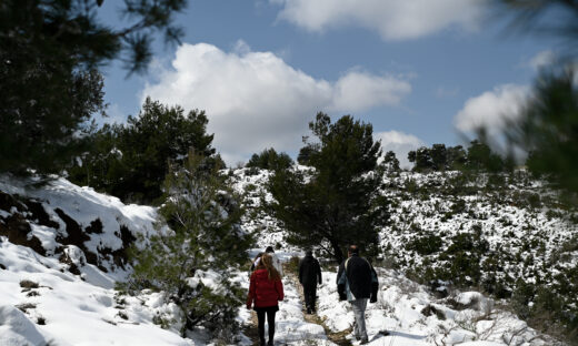 Χιόνια στον Διόνυσο