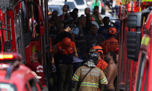 Βραζιλία: Δεκάδες τραυματίες από φωτιά σε εργοστάσιο με αποκριάτικες στολές