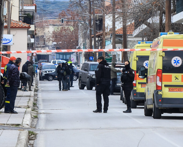 Λάρισα: Ηχητικό ντοκουμέντο με τους πυροβολισμούς του 60χρονου δολοφόνου κι αυτόχειρα – «Παραδώσου, μην το κάνεις αυτό»