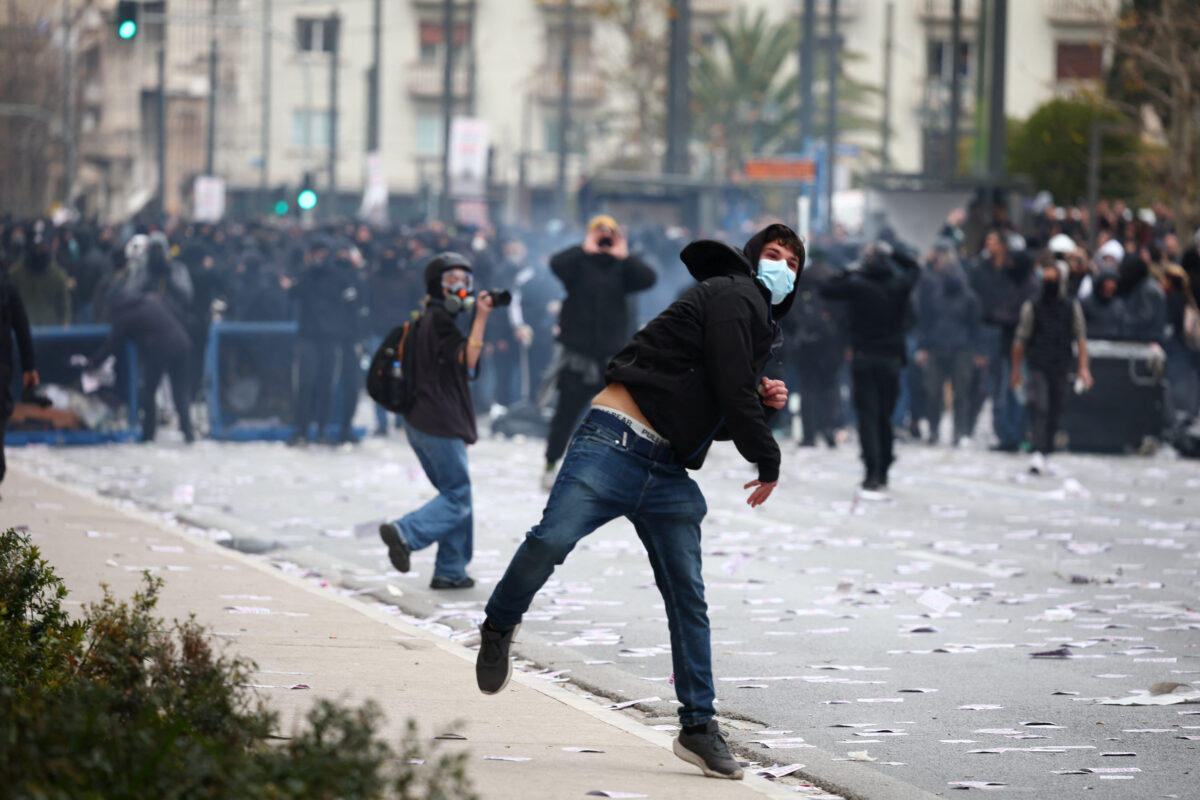 Επεισόδια στο Σύνταγμα