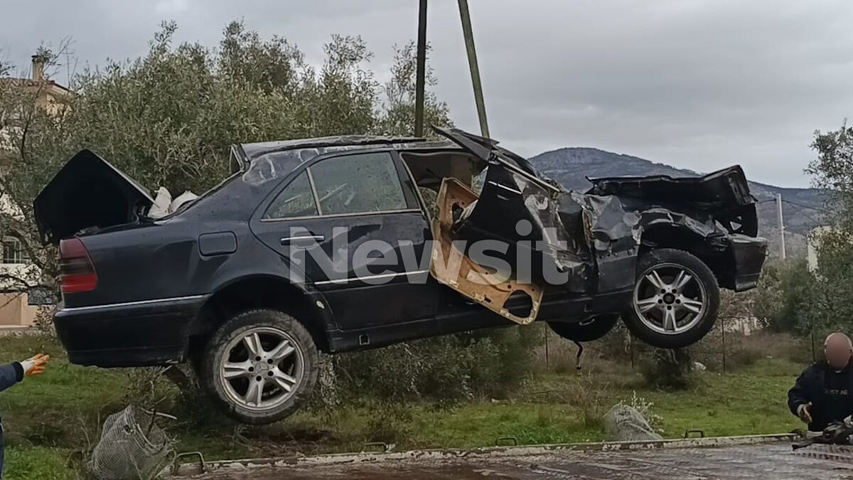 Τροχαίο στη Φυλή: «Τα παιδιά γύριζαν από διασκέδαση, όλοι είμαστε πολύ χάλια» λέει η θεία του 15χρονου που σκοτώθηκε