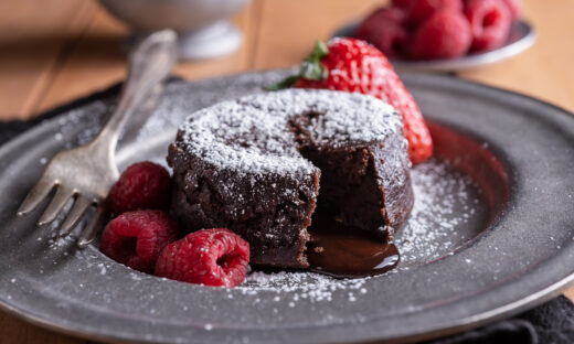 Lava Cake με καρδιά ρευστής σοκολάτας