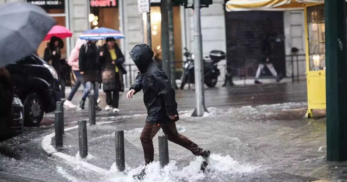 Καιρός σήμερα: Σφοδρές καταιγίδες σε Αττική, Εύβοια και Θεσσαλία