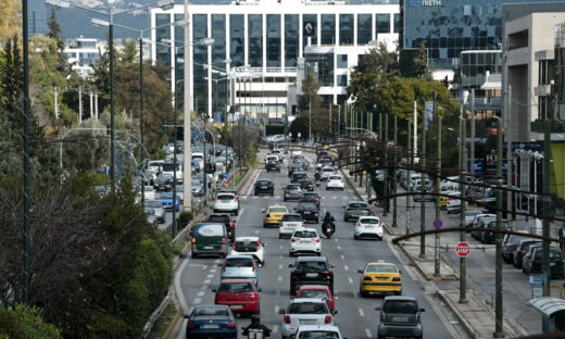 Κίνηση στους δρόμους: Ουρές χιλιομέτρων σε Κηφισό και Λεωφόρο Αθηνών – Προβλήματα και στην Κηφισίας