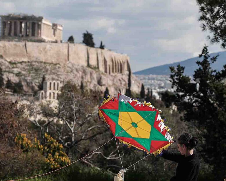 Κούλουμα: Ιστορία, παραδόσεις και γιορτή για την Καθαρά Δευτέρα στην Ελλάδα