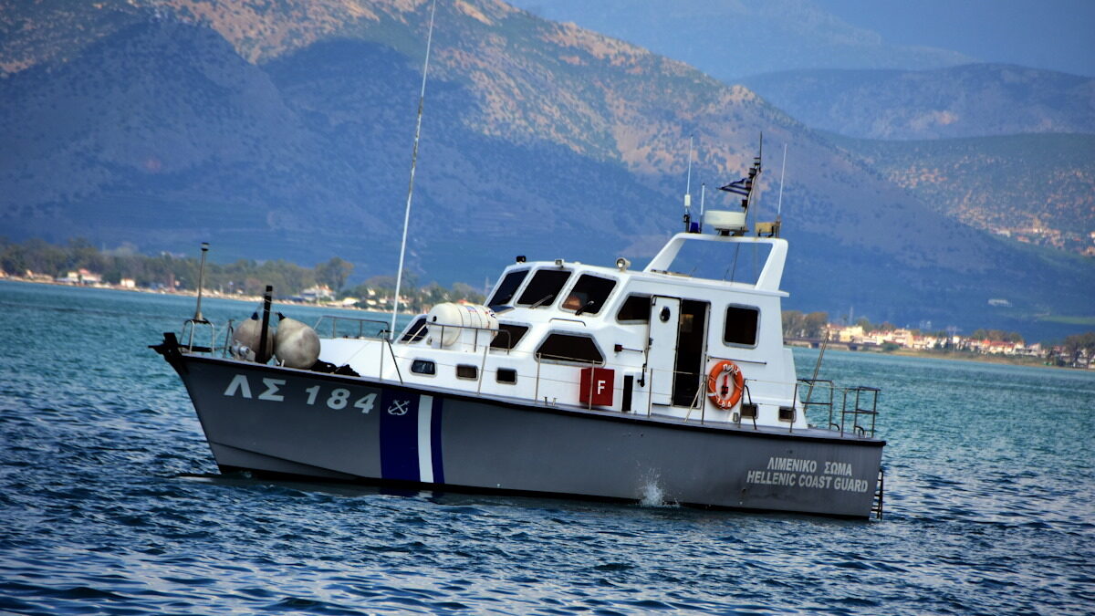 Συνελήφθη κυβερνήτης λάντζας να είναι μεθυσμένος ενώ μετέφερε επιβάτες