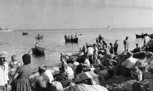 Σεισμός στη Σαντορίνη το 1956: Η κόρη του Παντελή Ζερβού θάφτηκε ζωντανή και το ανακάλυψαν στην εκταφή