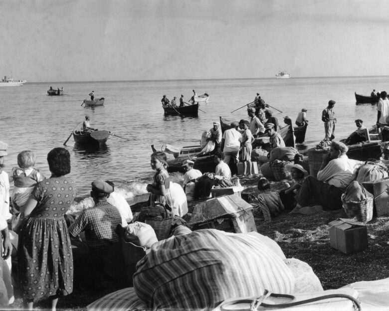 Σεισμός στη Σαντορίνη το 1956: Η κόρη του Παντελή Ζερβού θάφτηκε ζωντανή και το ανακάλυψαν στην εκταφή