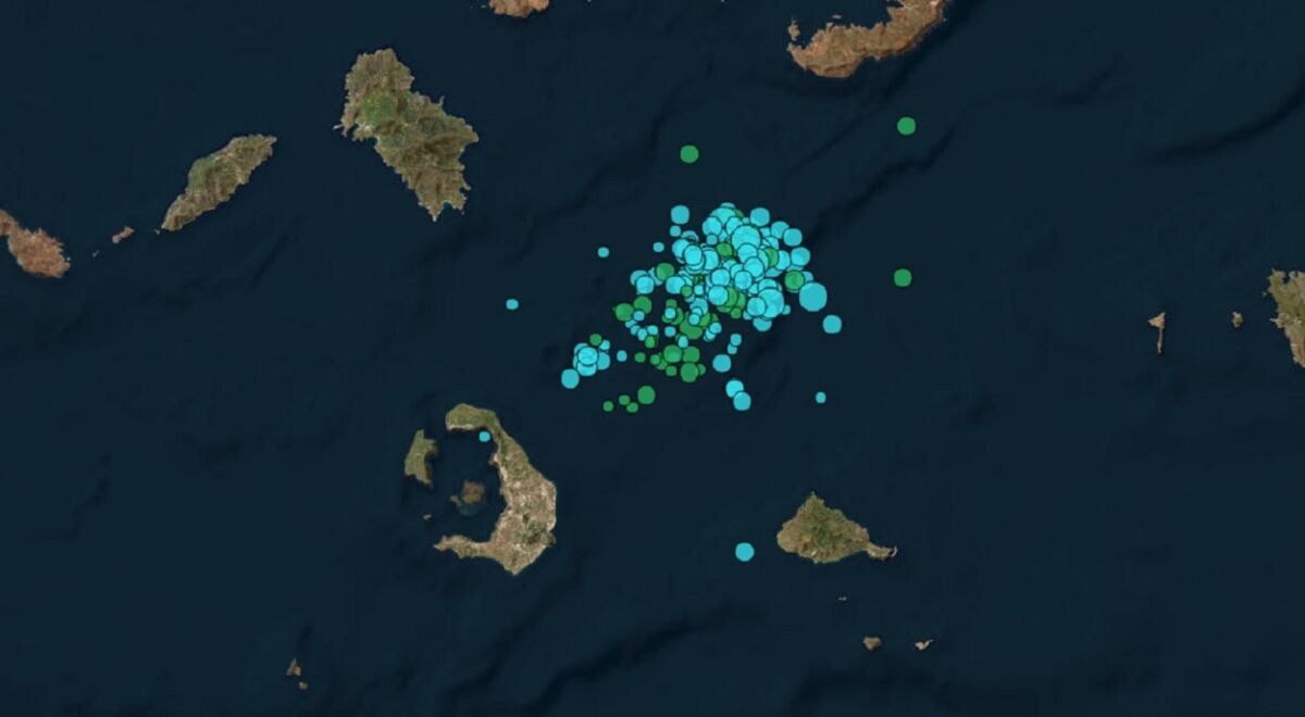 Σεισμοί στη Σαντορίνη: Έχουν σημειωθεί πάνω από 380 δονήσεις το τελευταίο δεκαήμερο – «Ξεκάθαρα τεκτονικής προέλευσης»