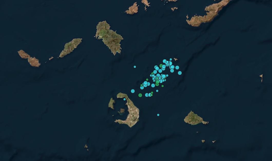 Σαντορίνη: Πάνω από 200 σεισμοί την τελευταία εβδομάδα κοντά στο νησί