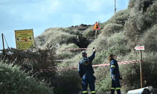 Σεισμοί στις Κυκλάδες: Δονήσεις 4 και 4,3 Ρίχτερ μέσα σε 5 λεπτά – Εντείνεται η αγωνία, ερήμωσε η Σαντορίνη