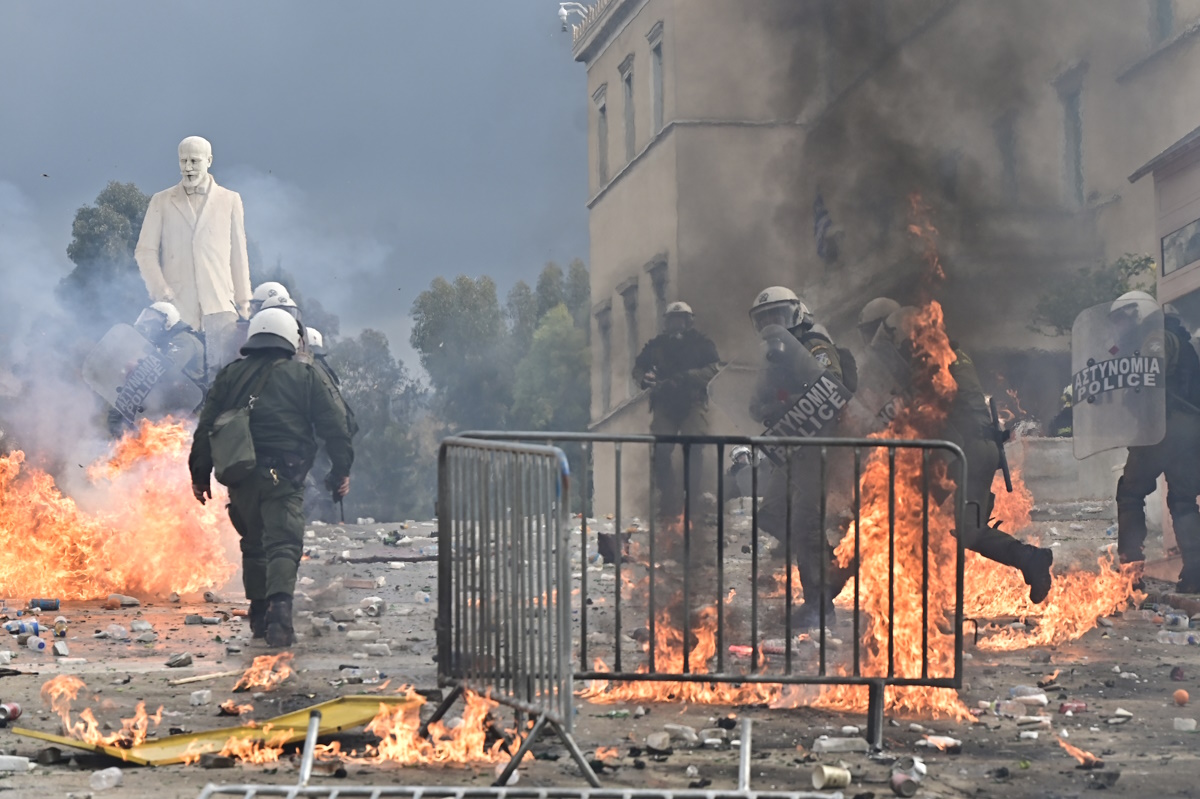 Επεισόδια στο Σύνταγμα