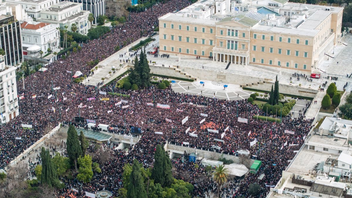 Μεγάλη η συγκέντρωση στο συλλαλητήριο στο Σύνταγμα