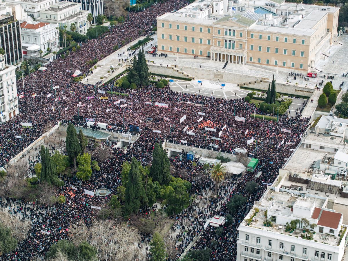 Μεγάλη η συγκέντρωση στο συλλαλητήριο στο Σύνταγμα