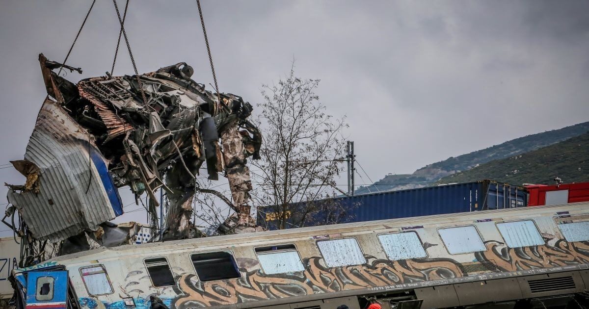 Οι απαντήσεις της κυβέρνησης για τα νέα βίντεο από την τραγωδία των Τεμπών και οι διαξιφισμοί με το ΠΑΣΟΚ